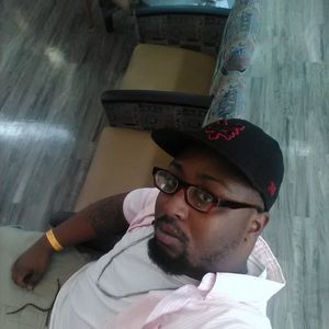 Meet your Posher, Luzell